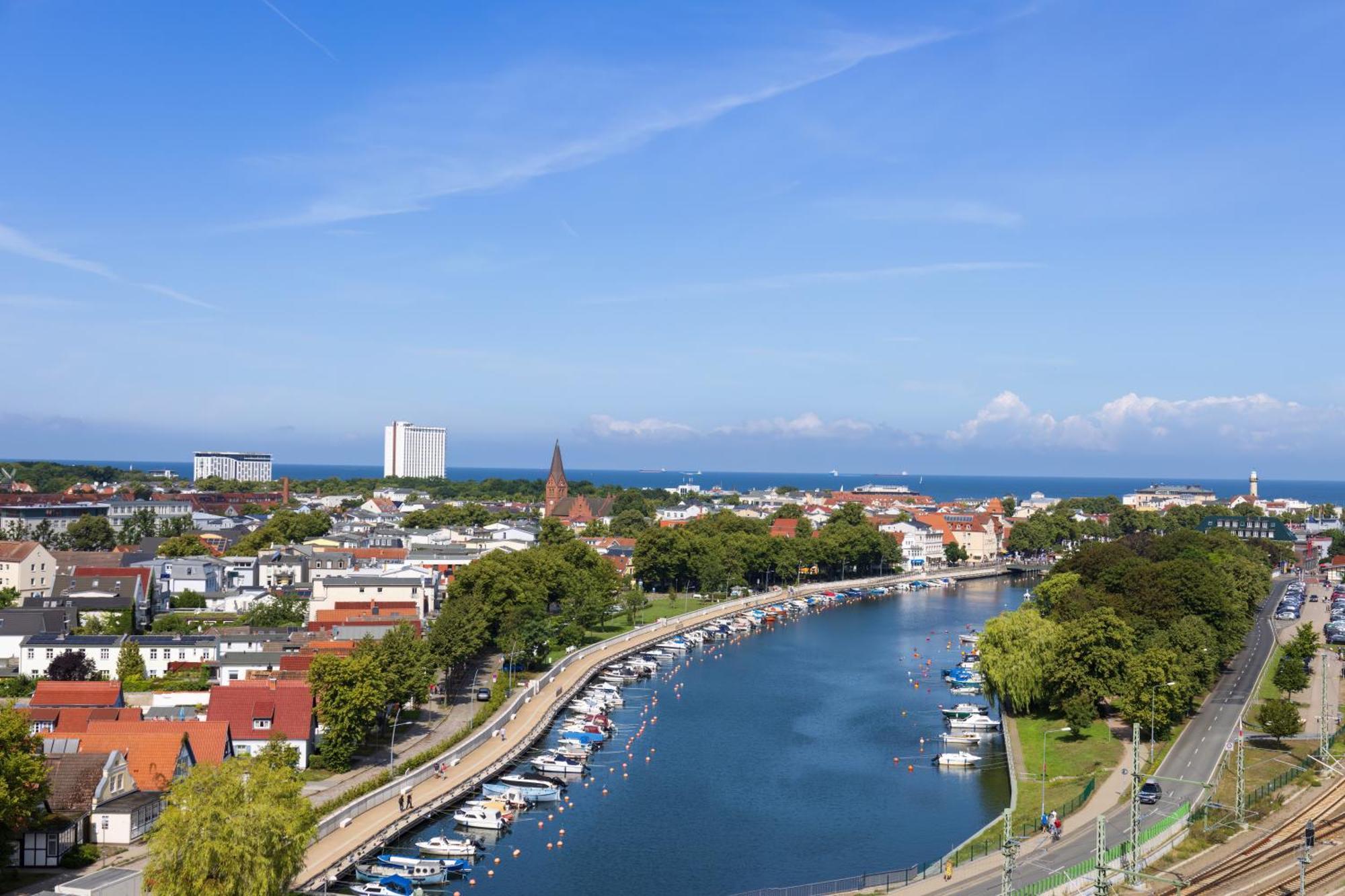 Apartament Cblue "Friedrich Franz", 500 M Zum Strand, Zentral Rostock Zewnętrze zdjęcie